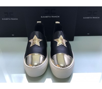 Scarpe sneakers Elisabetta Franchi colore nero oro log su tomaia punta rotonda misura 39 Scarpe sneakers Elisabetta Franchi colore nero oro log su tomaia punta rotonda misura 39