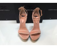Elisabetta Franchi beige sandals, velvet fabric on the upper, 9 heel, real leather sole. Size 35/37