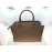 Micheal kors borsa a mano più tracolla in vero pelle , colore marrone , log in ottone , chiusura a zip , tracolla 110 cm fodera in tessuto con tasca interna, misura 36x34 Micheal kors borsa a mano più tracolla in vero pelle , colore marrone , log in ottone , chiusura a zip , tracolla 110 cm fodera in tessuto con tasca interna, misura 36x34