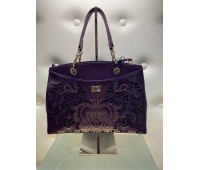 Roberto Cavalli borsa a mano piu tracolla 80 in vera pelle colore viola chiusura a zip fodera in tessuto interna con tasca log centrale con borchie in ottone misura 32x40